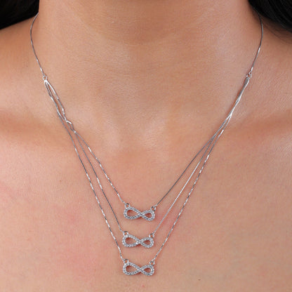 Tri-infinity necklace